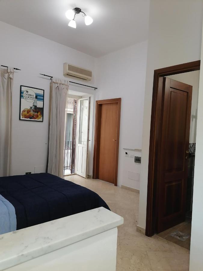 A Due Passi Appartament Hotel Palermo Bagian luar foto
