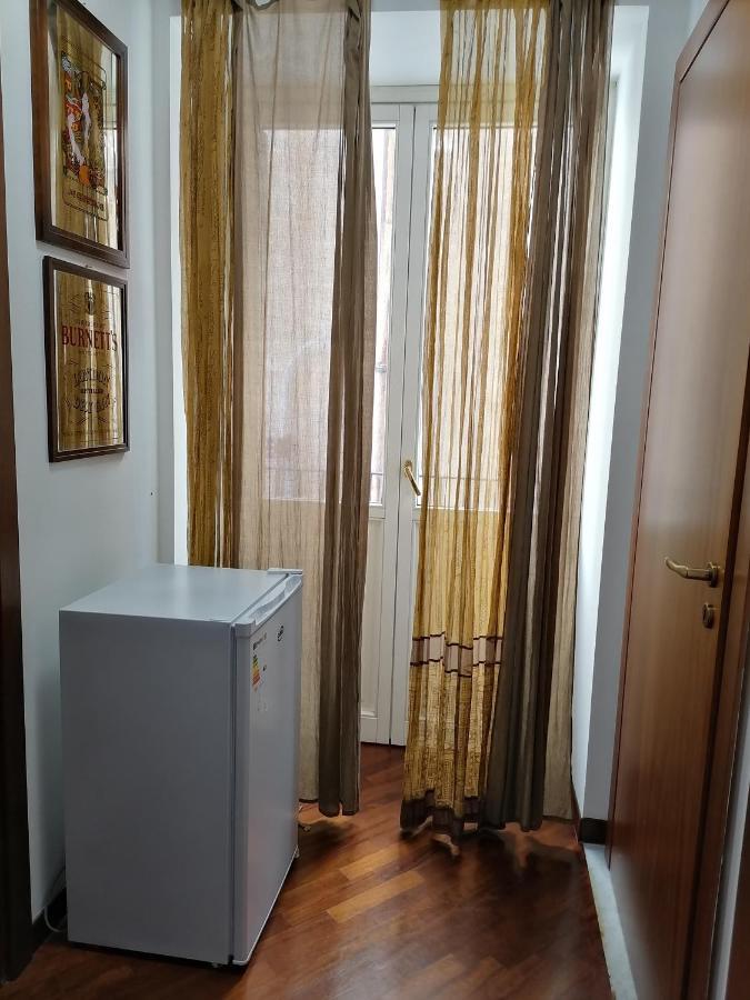 A Due Passi Appartament Hotel Palermo Bagian luar foto