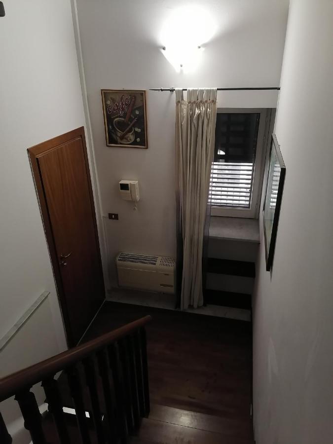A Due Passi Appartament Hotel Palermo Bagian luar foto