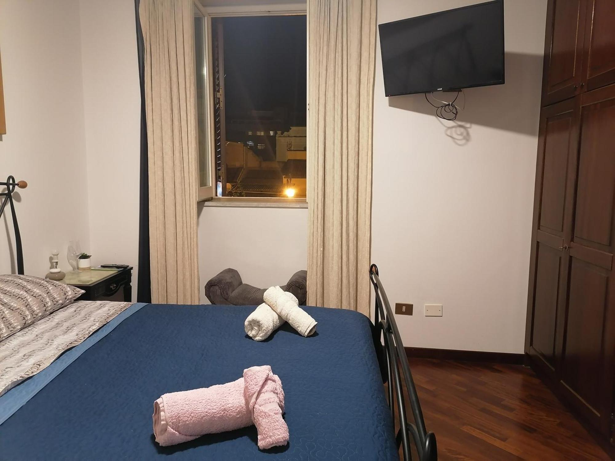 A Due Passi Appartament Hotel Palermo Ruang foto